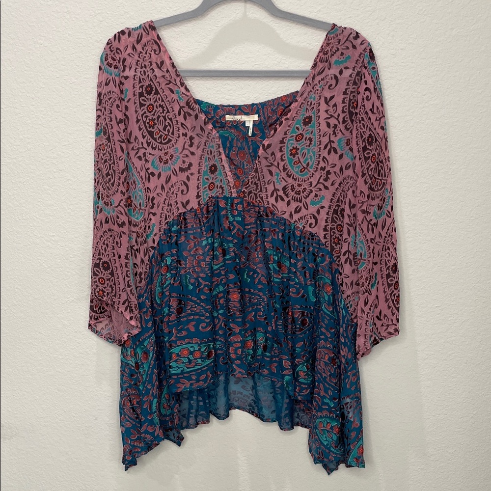 Floreat Bohemian Velvet Burnout Women's Top EUC Size Large